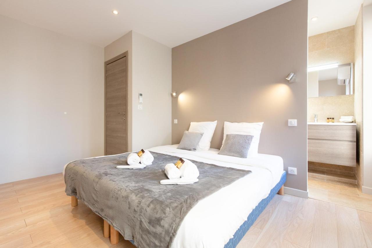 Cozy Nest Apartment คานส์ ภายนอก รูปภาพ