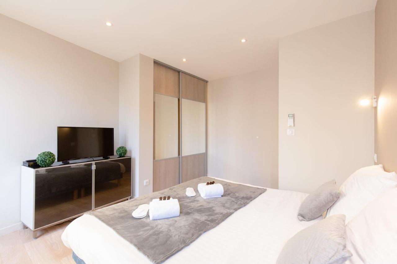 Cozy Nest Apartment คานส์ ภายนอก รูปภาพ