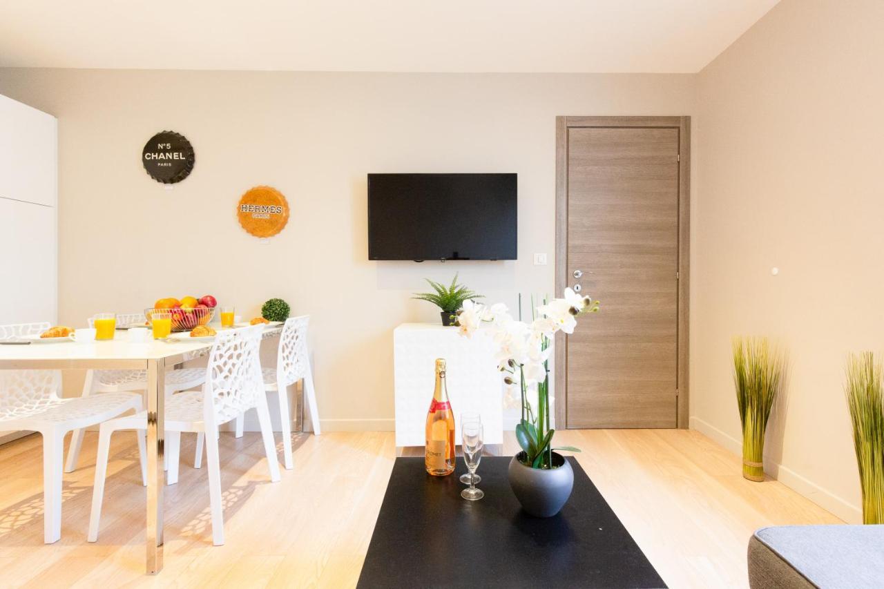 Cozy Nest Apartment คานส์ ภายนอก รูปภาพ